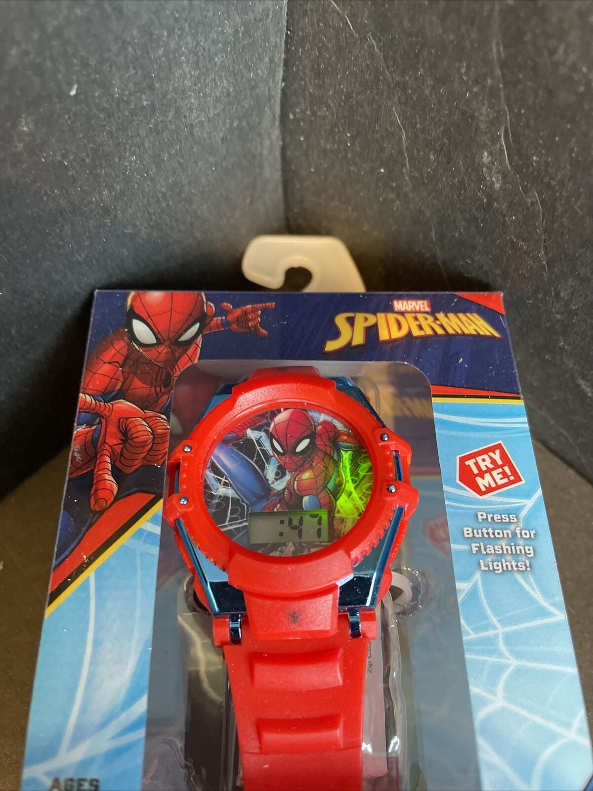Marvel Spider-Man Flashing LCD Watch with Molded Straps - SPD4625WM - Image 4