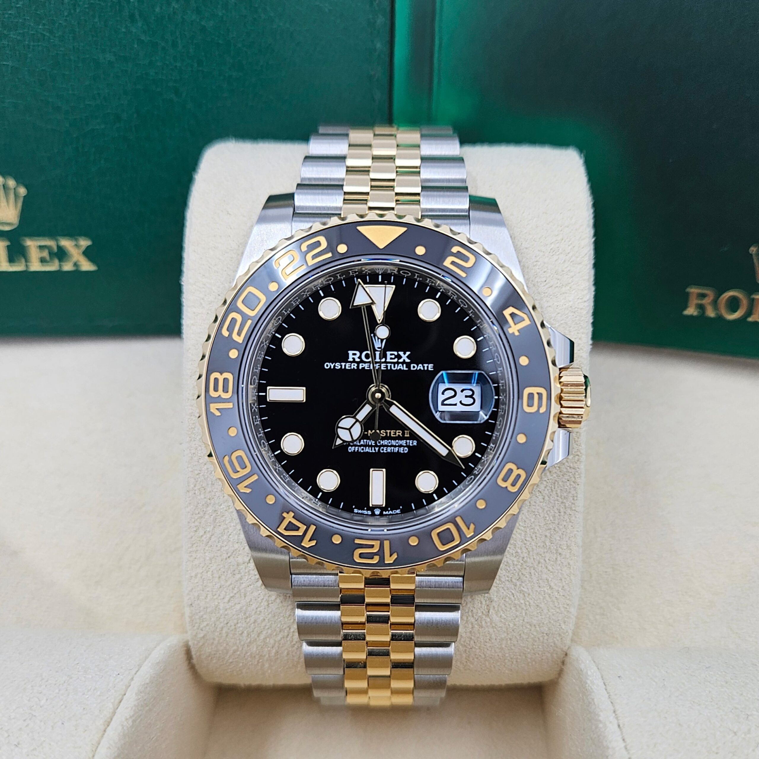 Rolex GMT-Master II, 40mm, Oystersteel and 18k Yellow Gold, Ref# 126713GRNR-0001 1:1 - Image 2