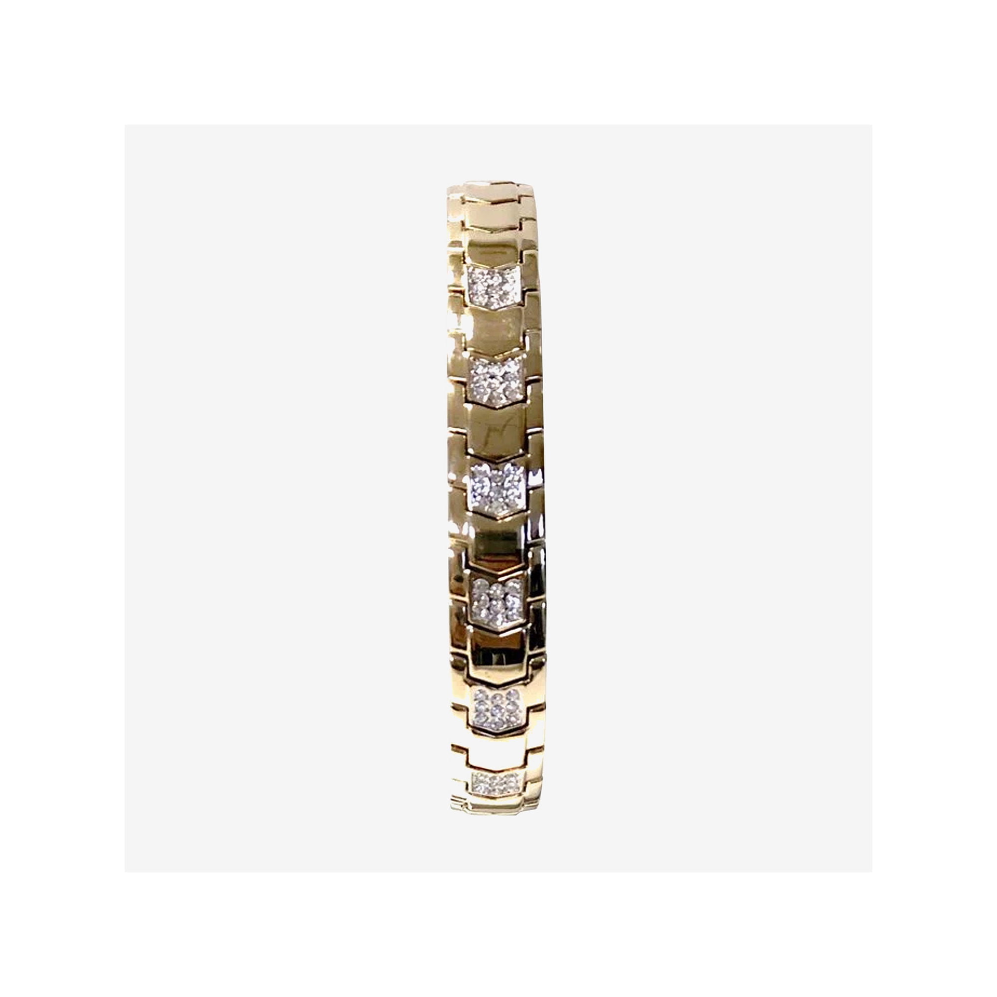 Elgin Adult Female Analog Watch Set with Arrow Link Design in Gold (EG1010ST) - Image 4