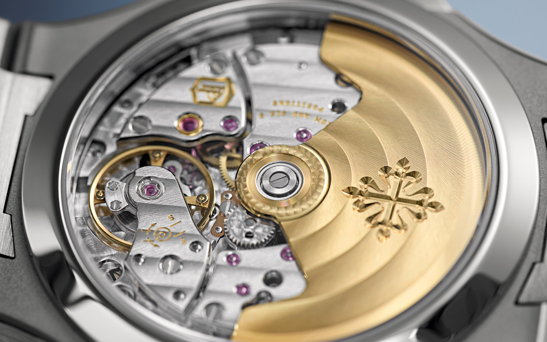 Patek Philippe Nautilus Ladies Automatic Watch, Stainless Steel and Diamonds, 35,2mm, Ref# 7118/1200A-010 1:1 - Image 9