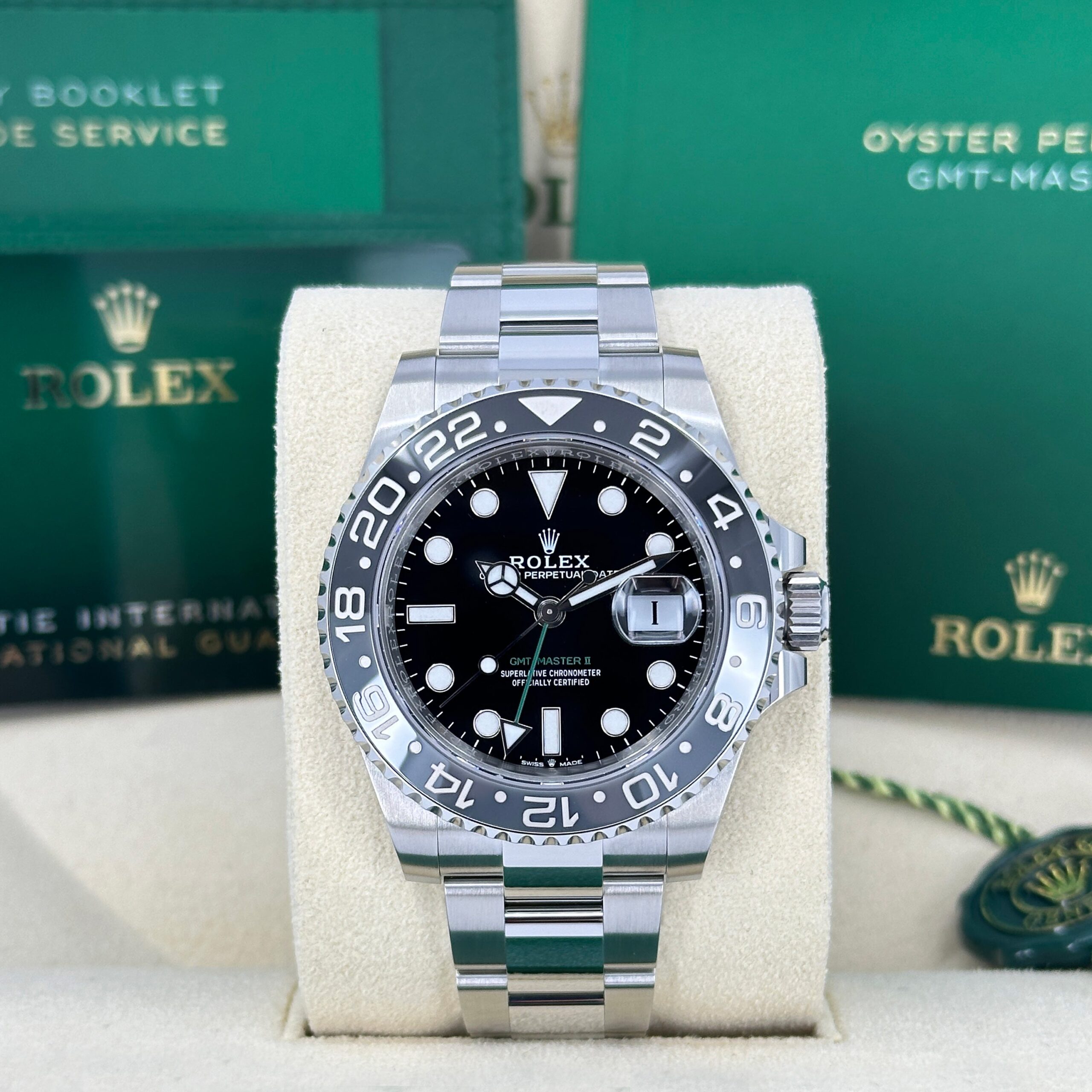 Unworn Rolex GMT-Master II, Bruce Wayne, Black, Oyster, Ref# 126710grnr-0004 1:1 - Image 2