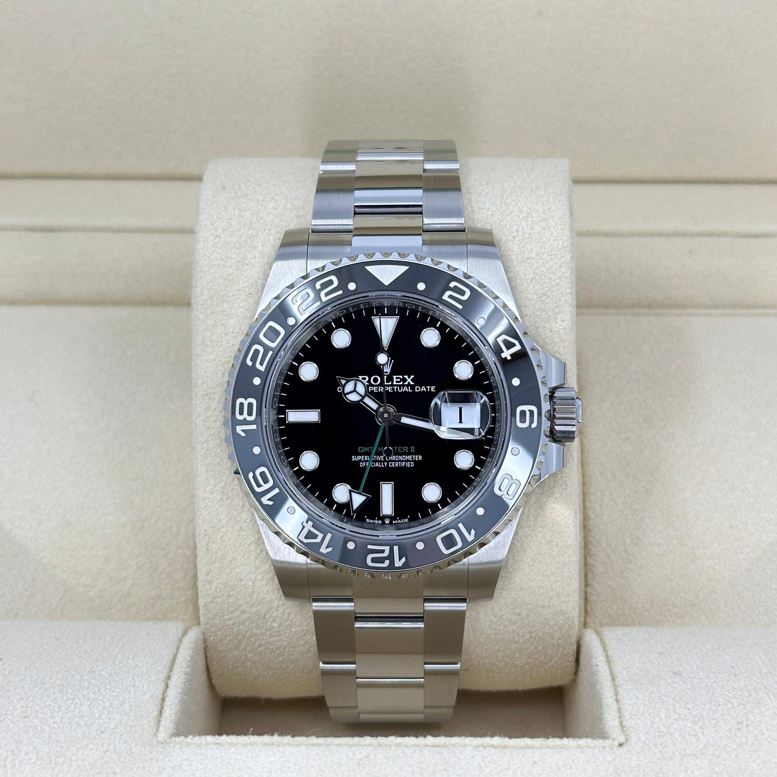 Unworn Rolex GMT-Master II, Bruce Wayne, Black, Oyster, Ref# 126710grnr-0004 1:1 - Image 3