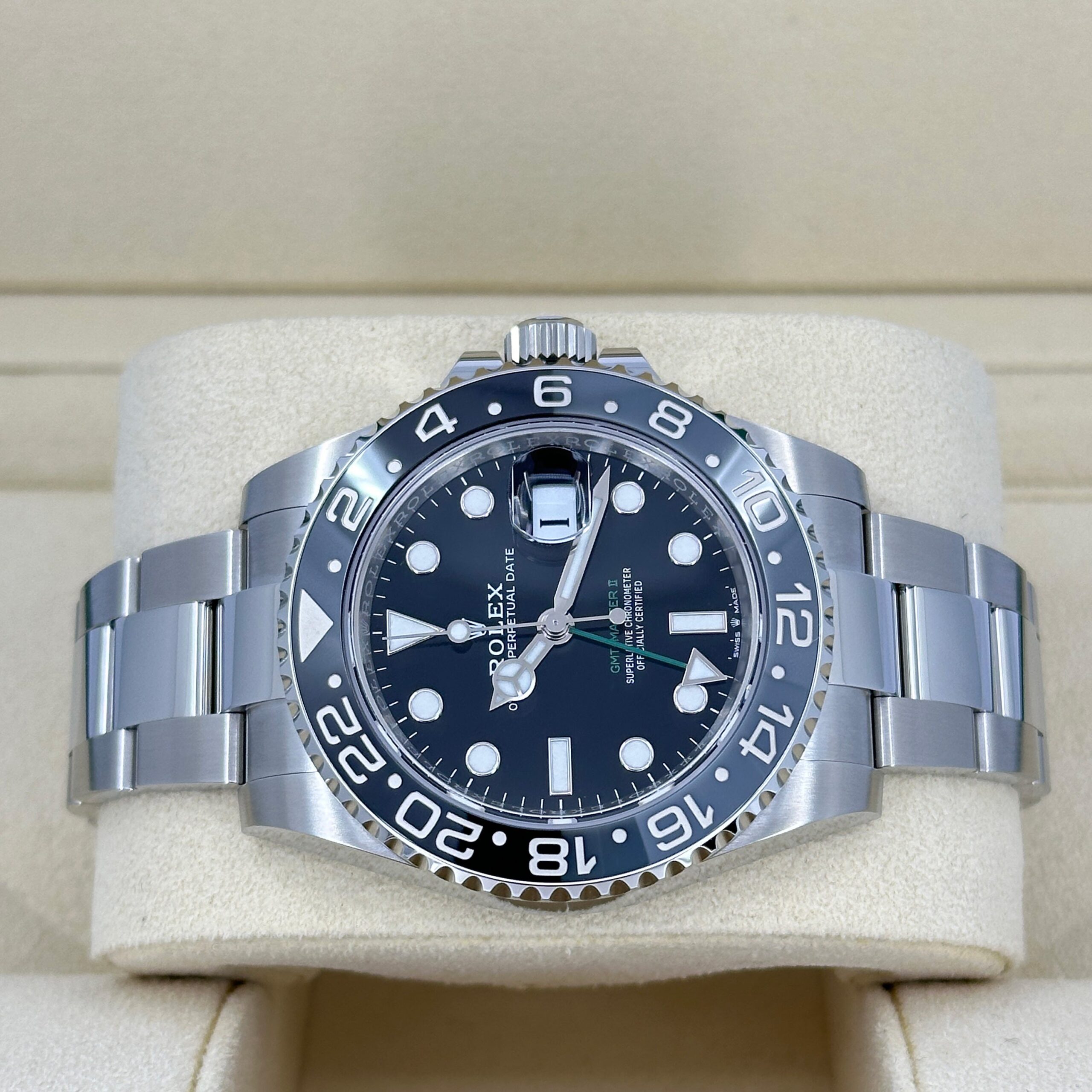 Unworn Rolex GMT-Master II, Bruce Wayne, Black, Oyster, Ref# 126710grnr-0004 1:1 - Image 9