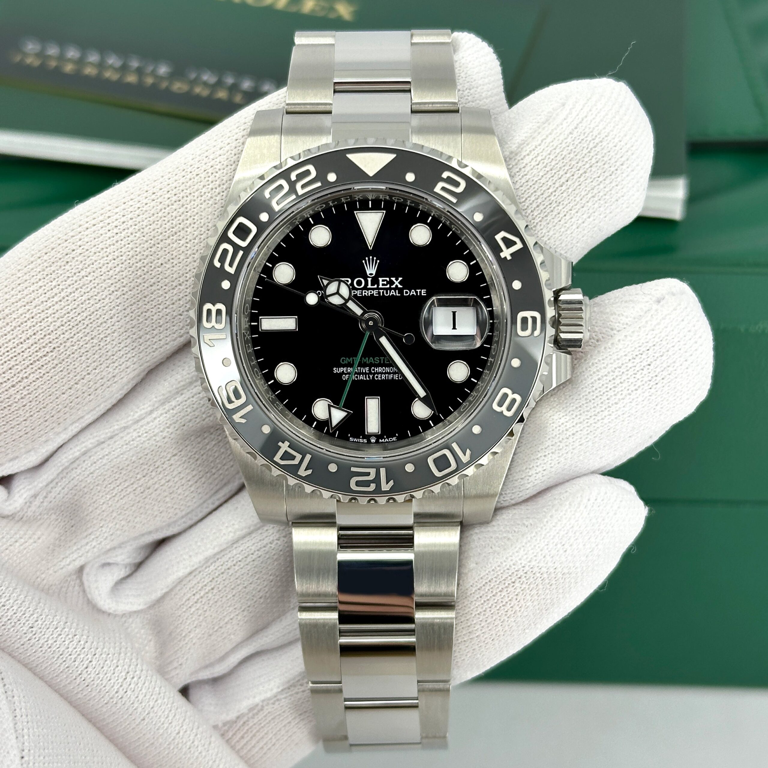 Unworn Rolex GMT-Master II, Bruce Wayne, Black, Oyster, Ref# 126710grnr-0004 1:1 - Image 13