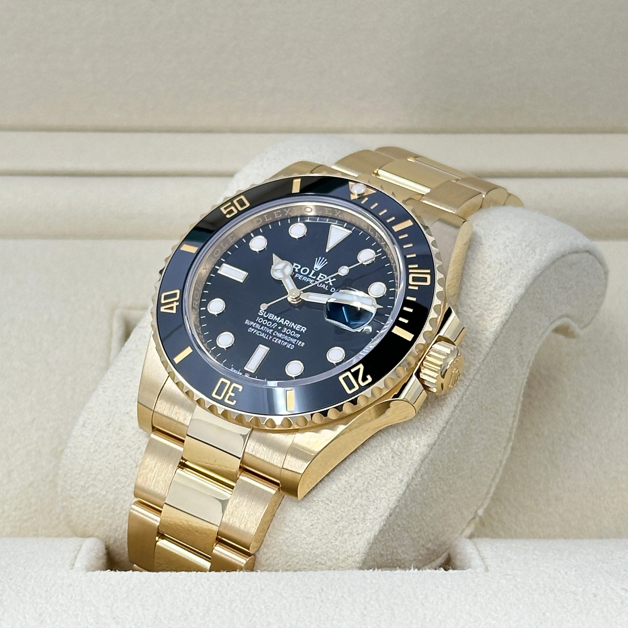 Rolex Submariner Date, 18k Yellow Gold, 41mm, Ref# 126618ln-0002 1:1 - Image 9