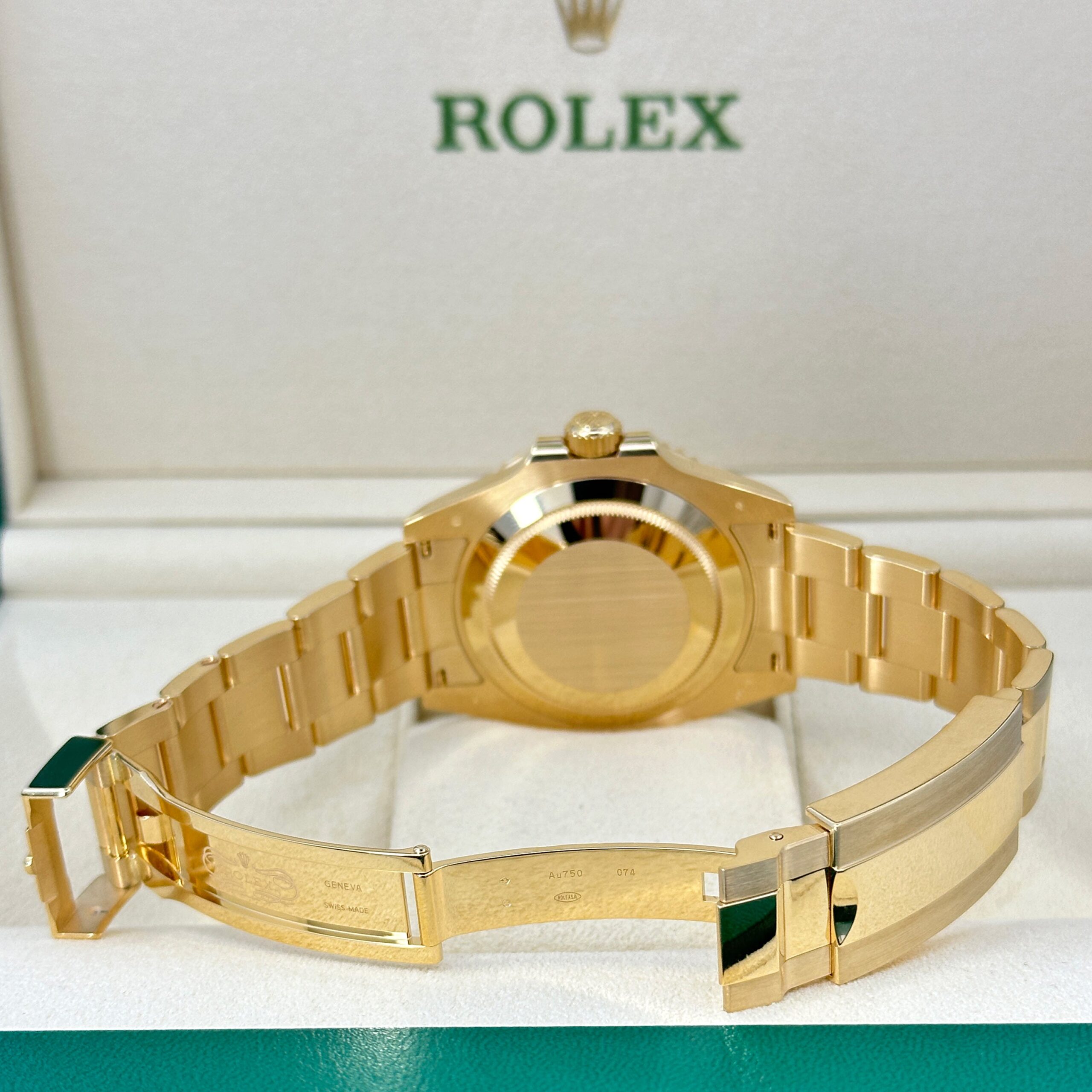 Rolex Submariner Date, 18k Yellow Gold, 41mm, Ref# 126618ln-0002 1:1 - Image 12
