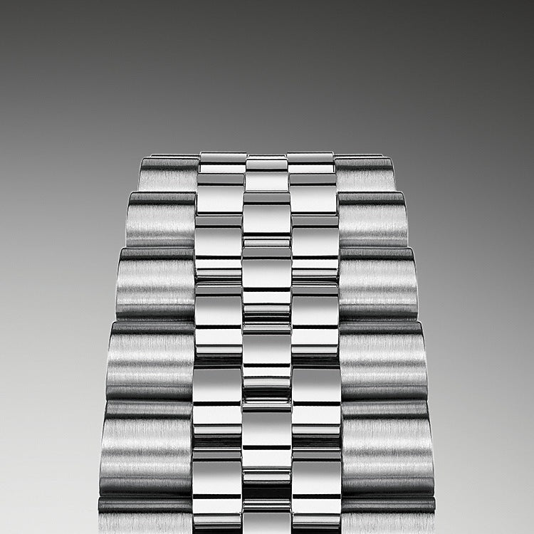 Unworn Rolex GMT-Master II, Batgirl, Stainless steel, 40mm, Ref# 126710blnr-0002 1:1 - Image 4