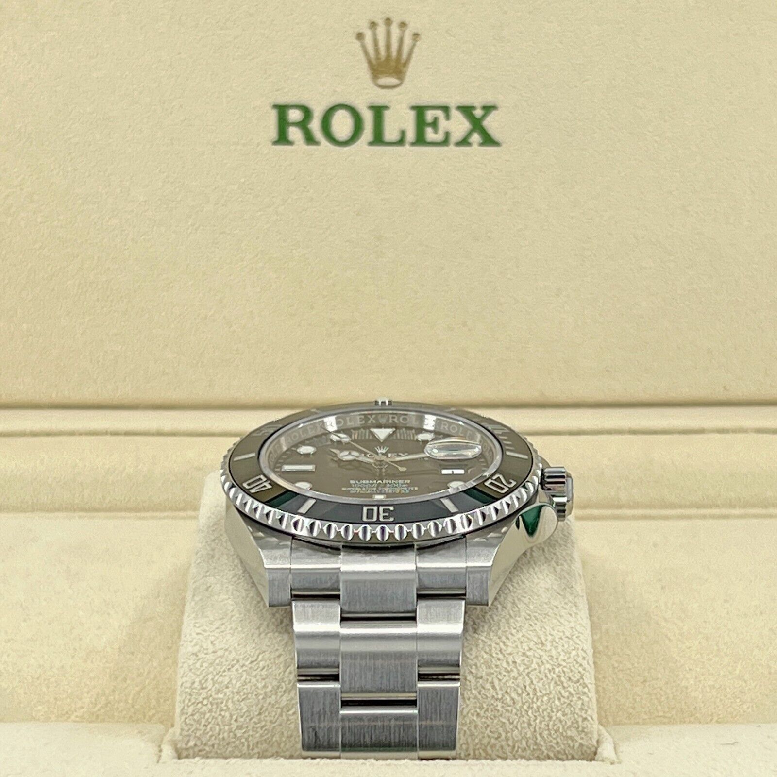 Rolex, Submariner Date 41, Stainless Steel, Black Ceramic, Black dial, 41mm, Oyster, Ref# 126610ln-0001 1:1 - Image 8